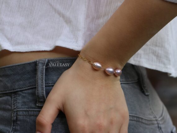Peach and Pink Pearl Bracelet, High Luster Pearl Trio Chain Bracelet or Necklace