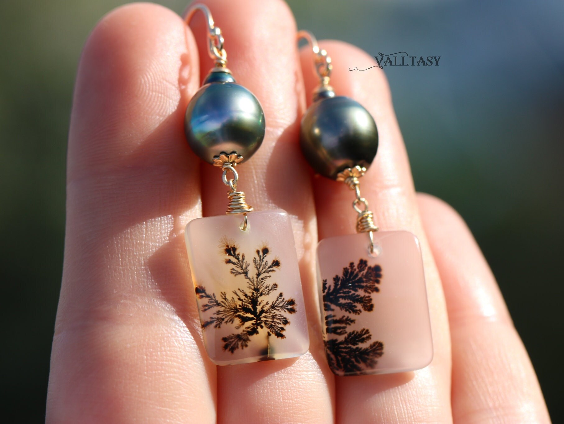 Solid Gold 14K Dendritic Agate and Tahitian Pearls Earrings, One of a Kind